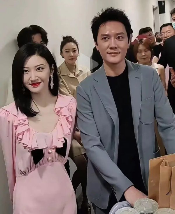 科元网  冯绍峰景甜闪婚传闻？双方辟谣：女方单身男方称无中生有
